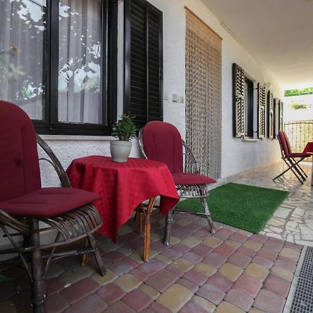 Apartmani Villa Otilija 포레치 외부 사진