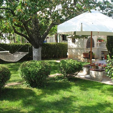 Apartmani Villa Otilija 포레치 외부 사진