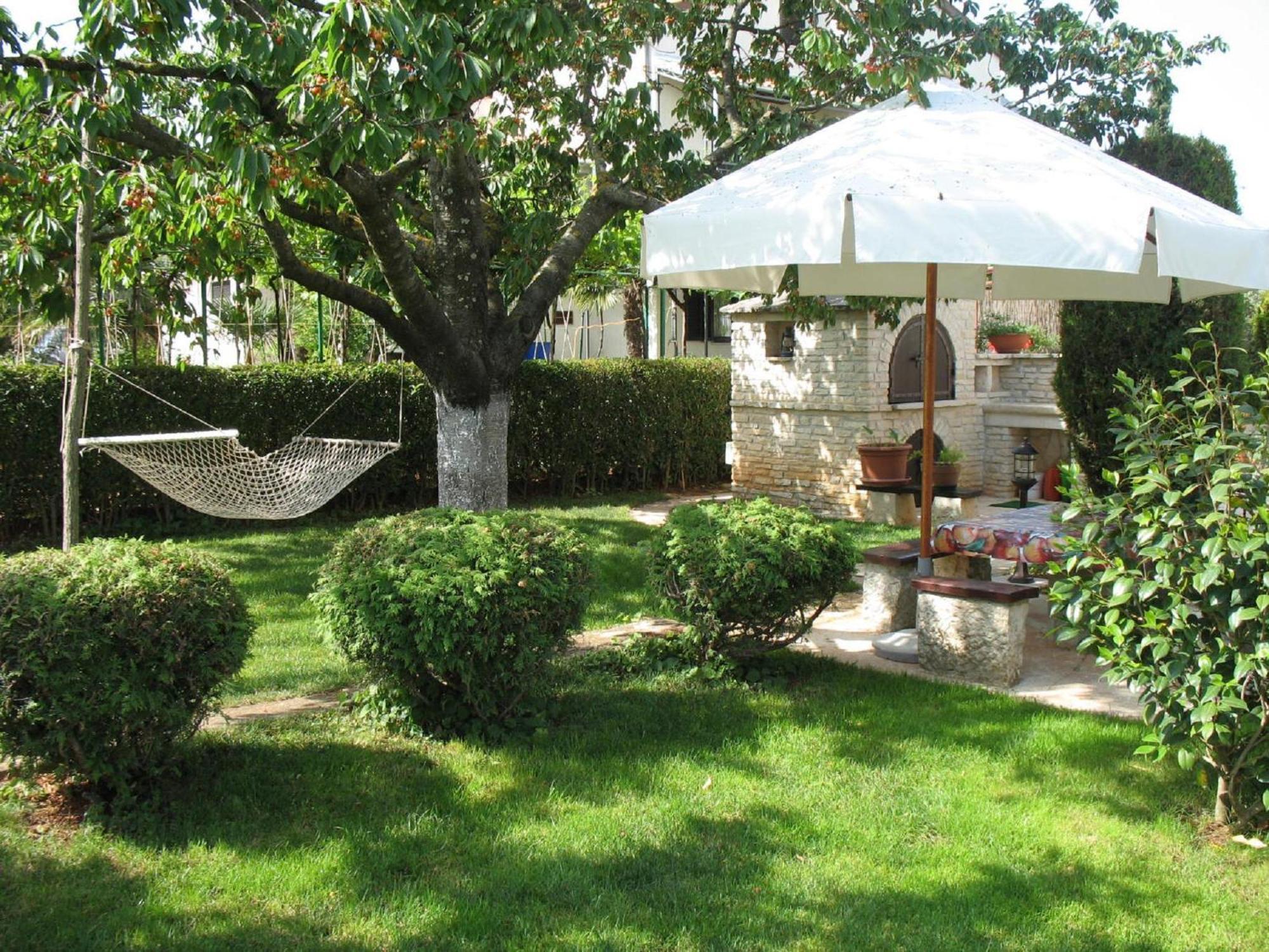 Apartmani Villa Otilija 포레치 외부 사진