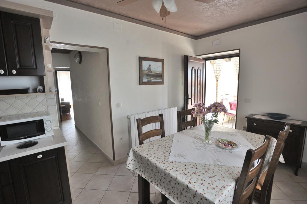 Apartmani Villa Otilija 포레치 외부 사진