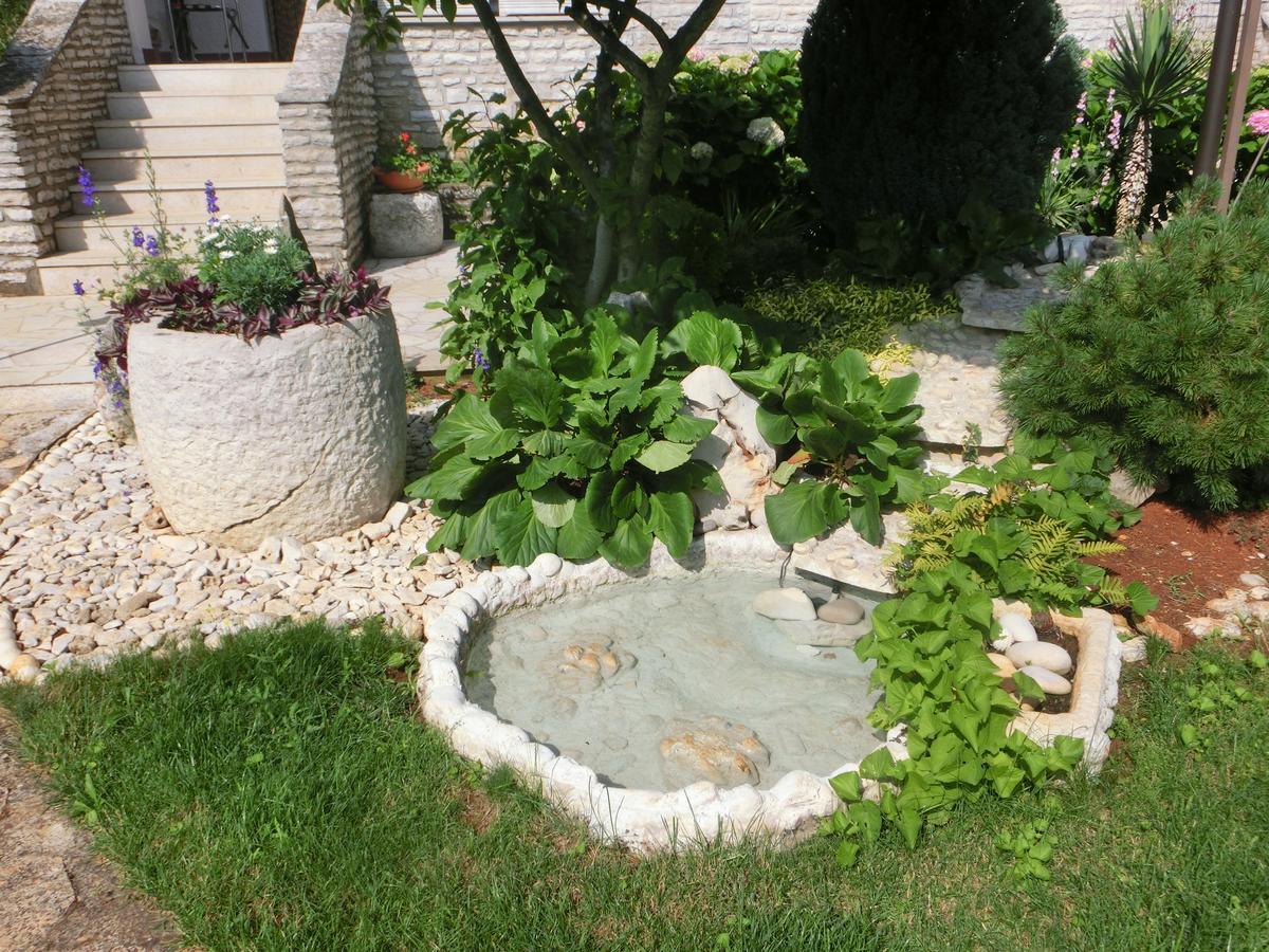 Apartmani Villa Otilija 포레치 외부 사진